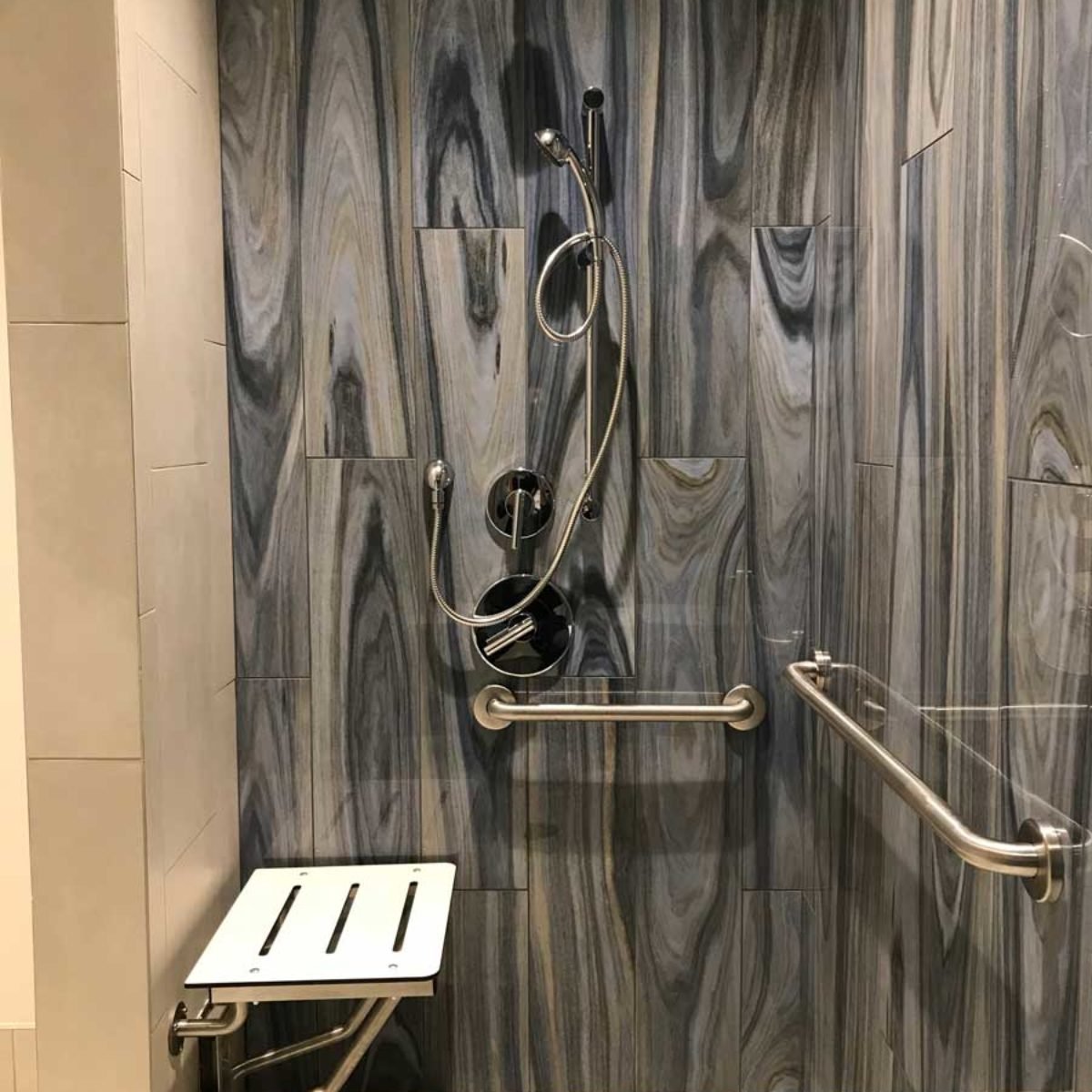 WASHROOM ACCESSORIES